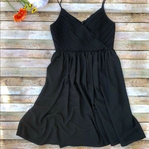 NWT Banana Republic black v neck strap dress